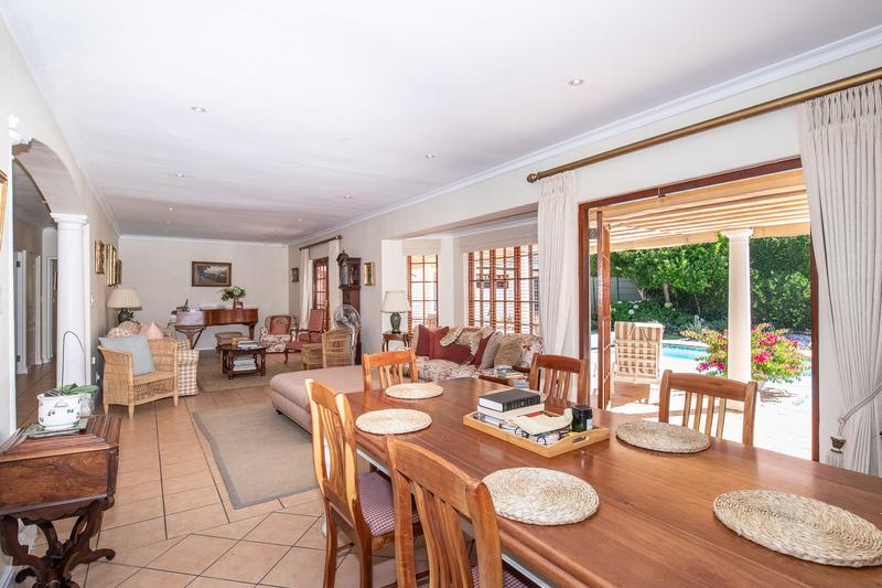 5 Bedroom Property for Sale in Tokai Western Cape